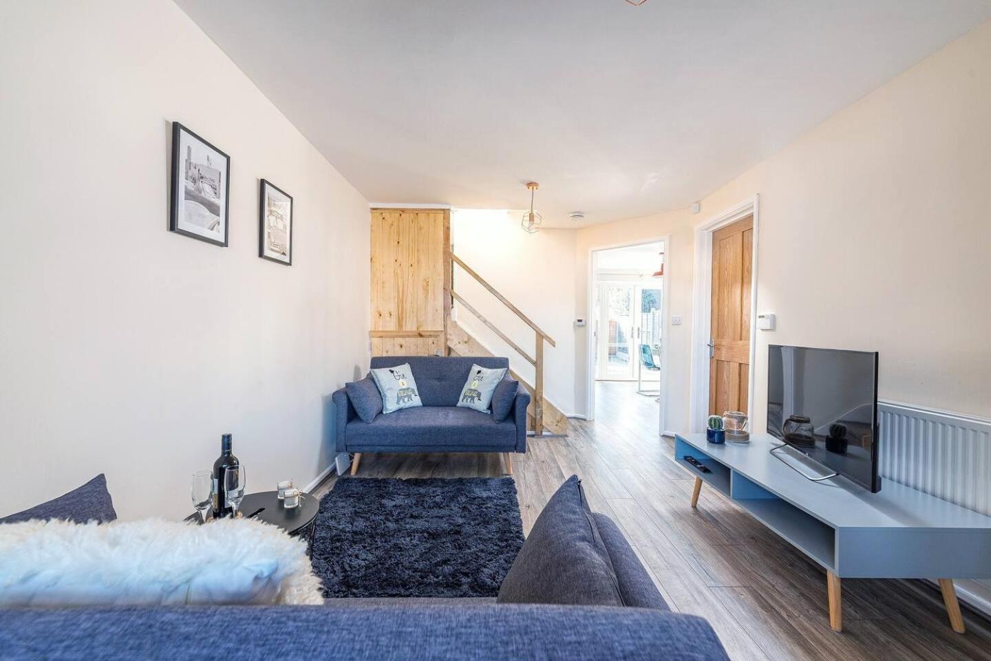 Dudley-Hospital-3Bed-Parking-Long Stay-Contractor Brierley Hill Εξωτερικό φωτογραφία